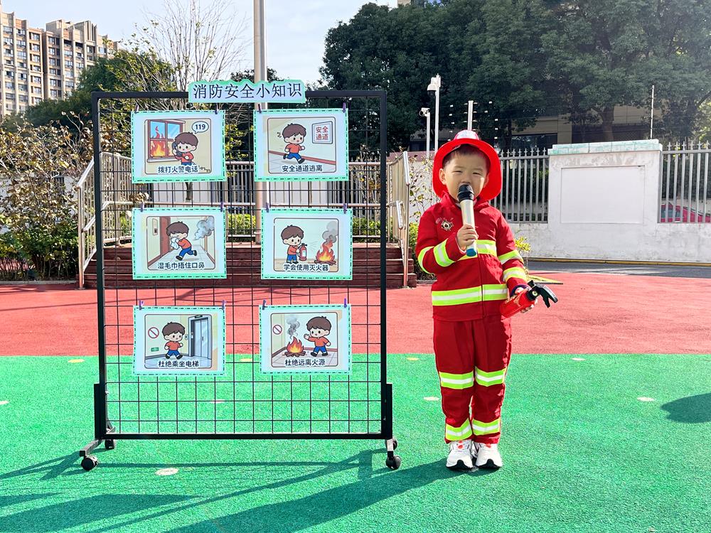 b8180fa68b3b4dd0a9bbec0680cd6abd.jpg b8180fa68b3b4dd0a9bbec0680cd6abd.jpg