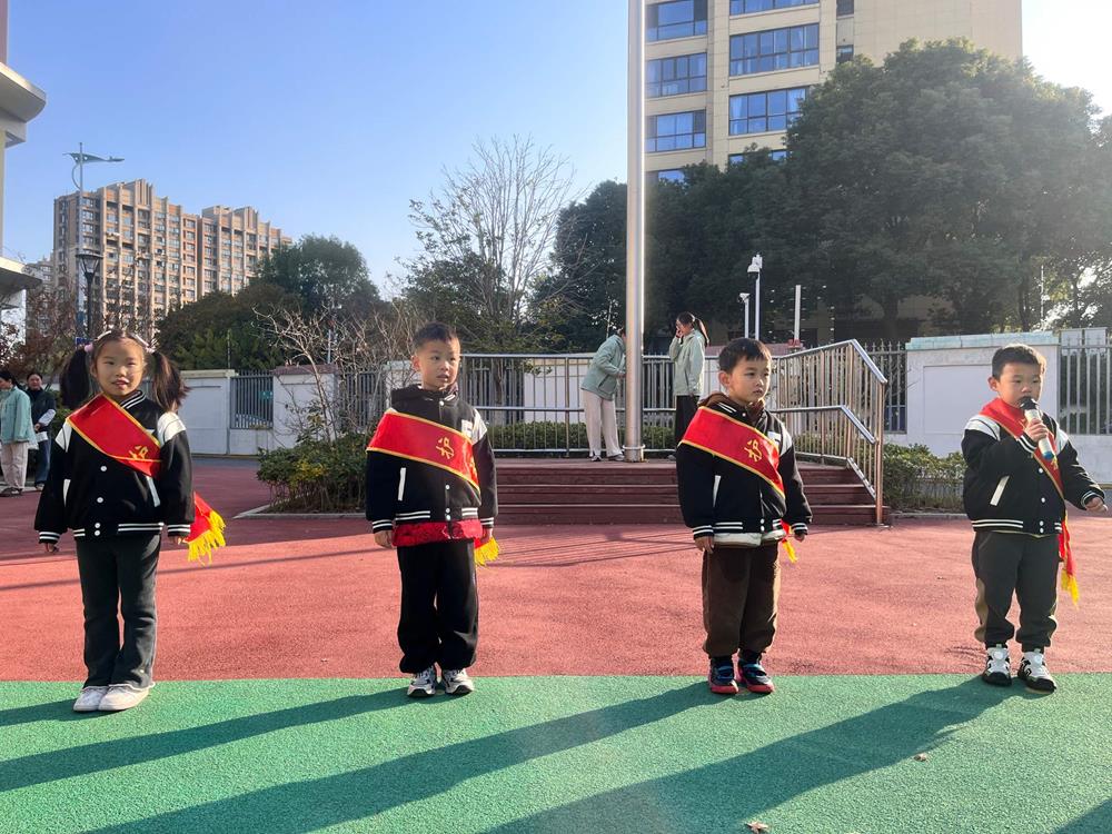 58e3e93772c947fc9aa02270e6e8d0f5.jpg 58e3e93772c947fc9aa02270e6e8d0f5.jpg