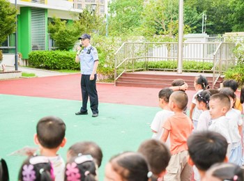 “消”除隐患&nbsp;“法”护童心
